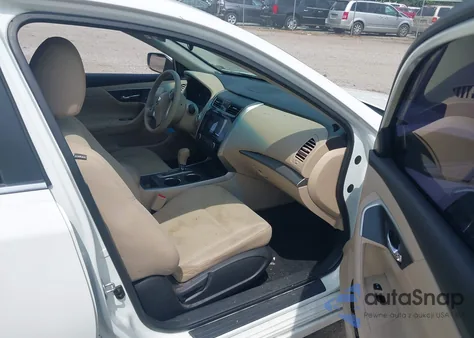 2015 Nissan Altima 2.5 S from USA, damaged, VIN 1N4AL3AP7FC429528